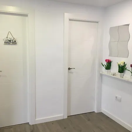 Atico 90m De Terraza, Jacuzzi Privado Y Cargador De Coche Electrico En Cabria, Apartment
