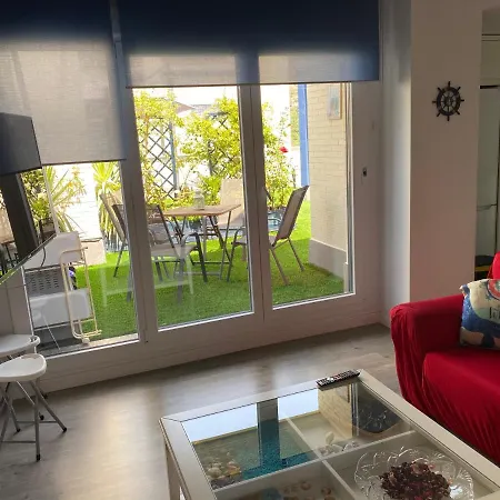Atico 90m De Terraza, Jacuzzi Privado Y Cargador De Coche Electrico En Cabria, Apartment